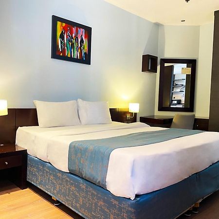 Signature Hotel Apartments And Spa Dubaï Extérieur photo