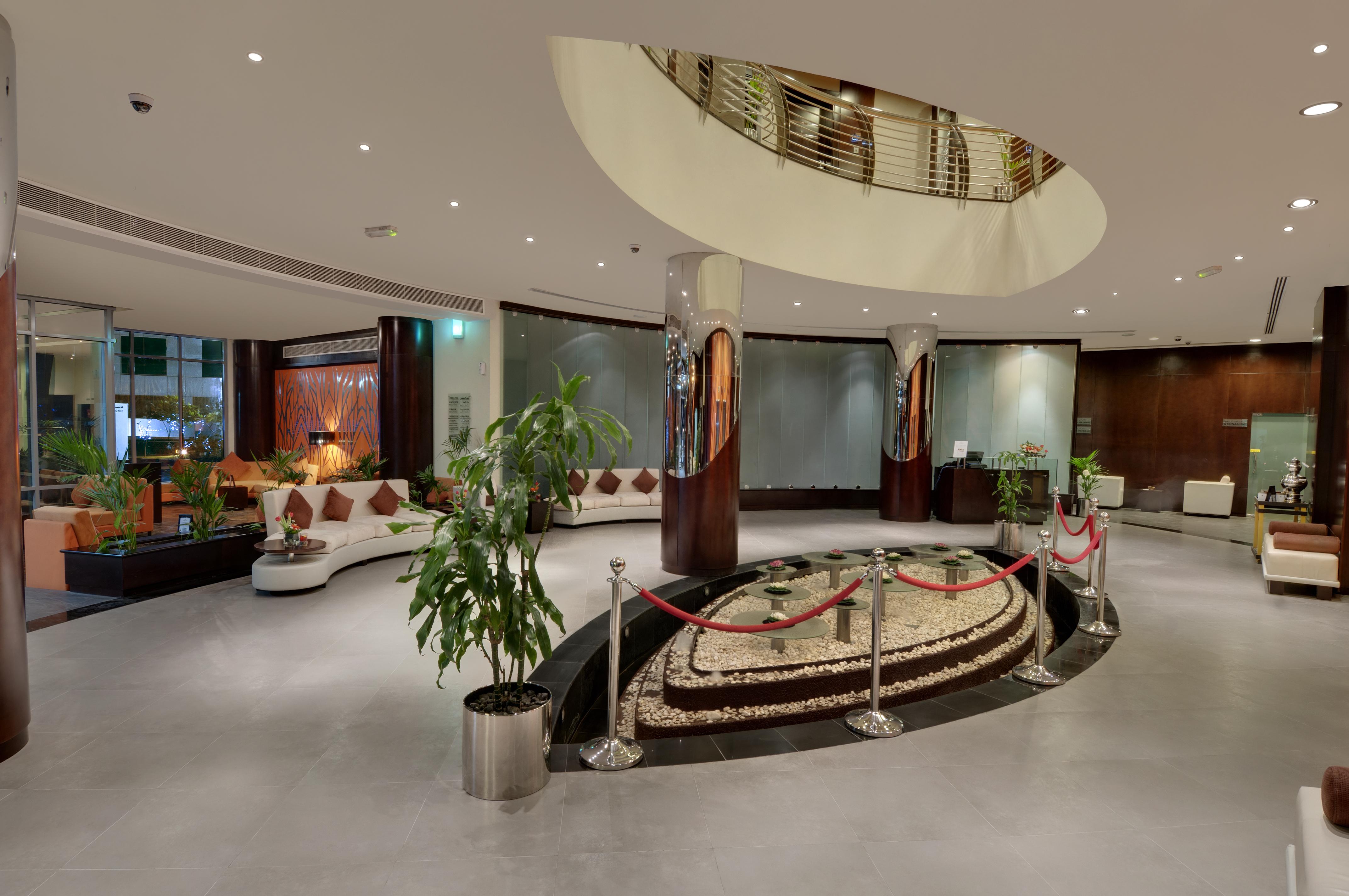 Signature Hotel Apartments And Spa Dubaï Extérieur photo