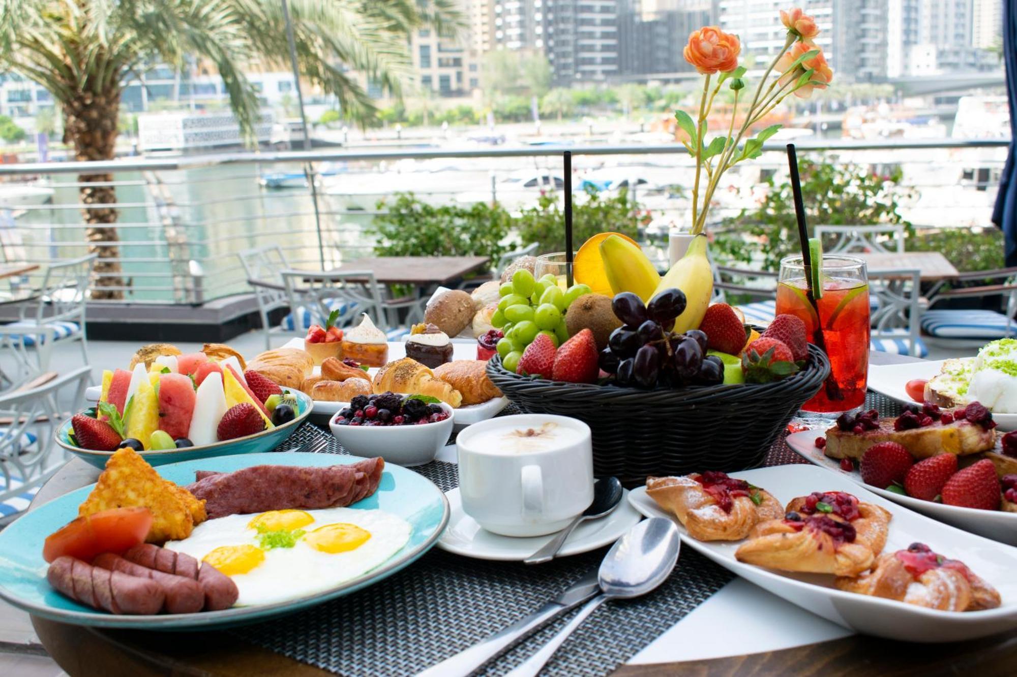Signature Hotel Apartments And Spa Dubaï Extérieur photo