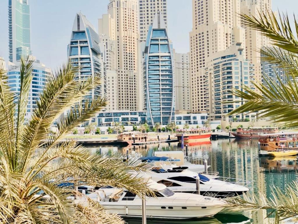 Signature Hotel Apartments And Spa Dubaï Extérieur photo