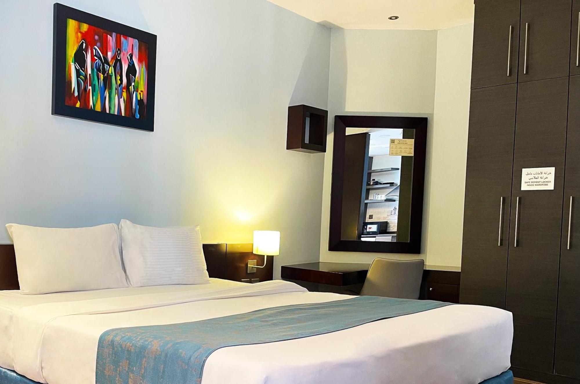 Signature Hotel Apartments And Spa Dubaï Extérieur photo