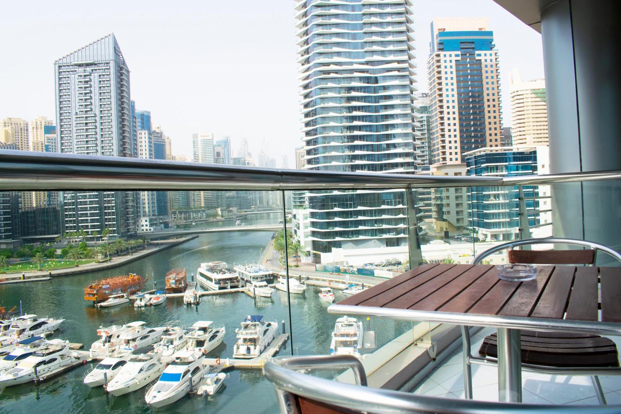 Signature Hotel Apartments And Spa Dubaï Extérieur photo