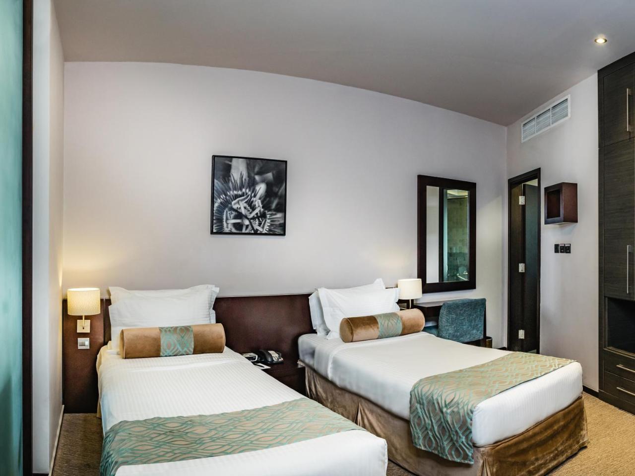 Signature Hotel Apartments And Spa Dubaï Extérieur photo