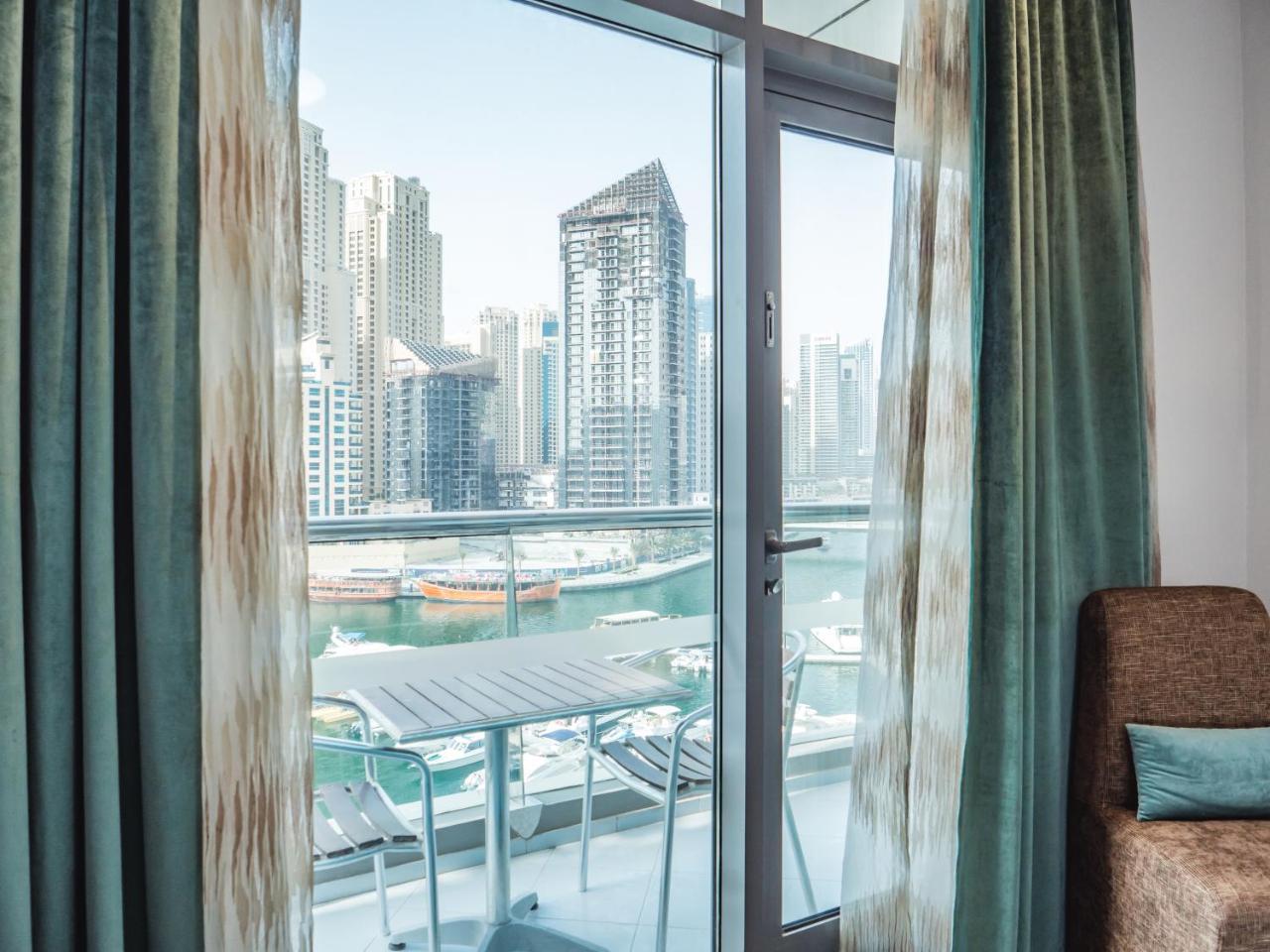 Signature Hotel Apartments And Spa Dubaï Extérieur photo