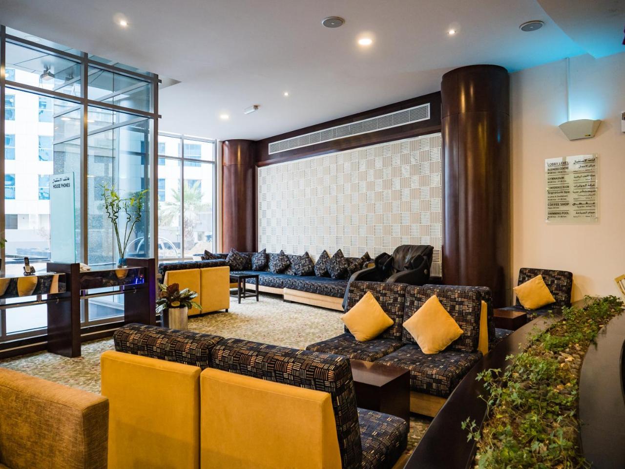 Signature Hotel Apartments And Spa Dubaï Extérieur photo